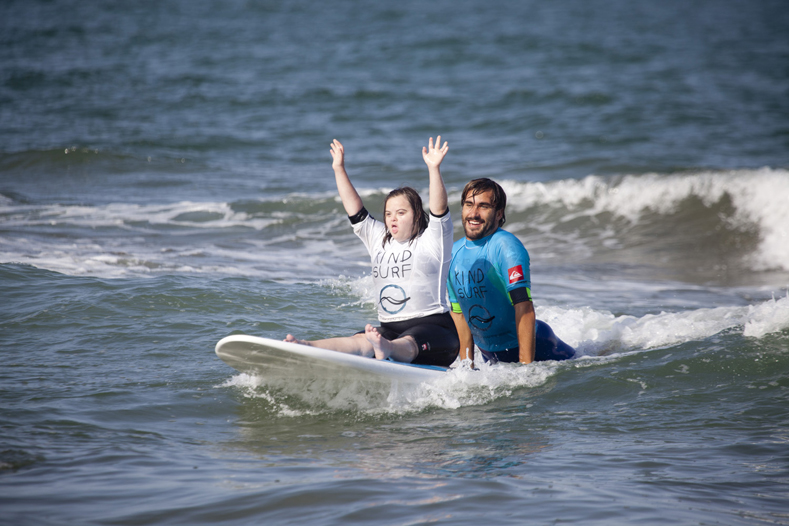 International Surfing Day with Kind Surf